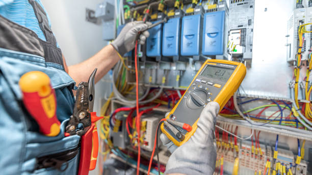 Best Affordable Emergency Electrician  in South River, NM